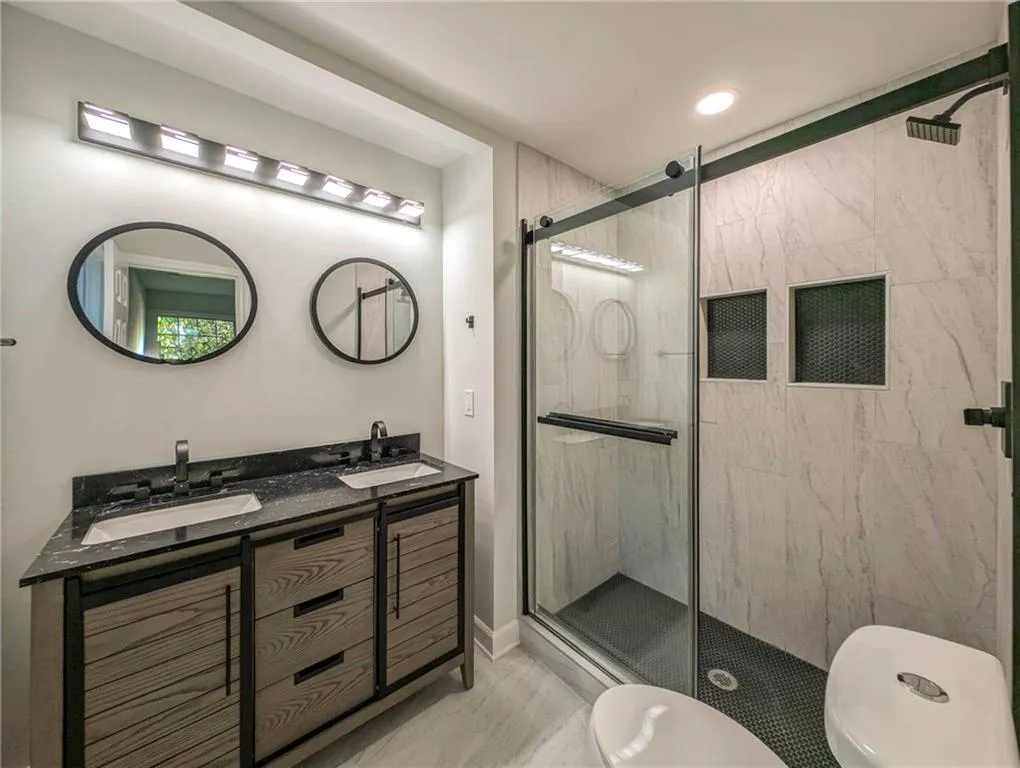 610 Glenforest Road, Atlanta, Georgia 30328, 4 Bedrooms Bedrooms, ,3 BathroomsBathrooms,Residential,For Sale,610 Glenforest Road,7637703