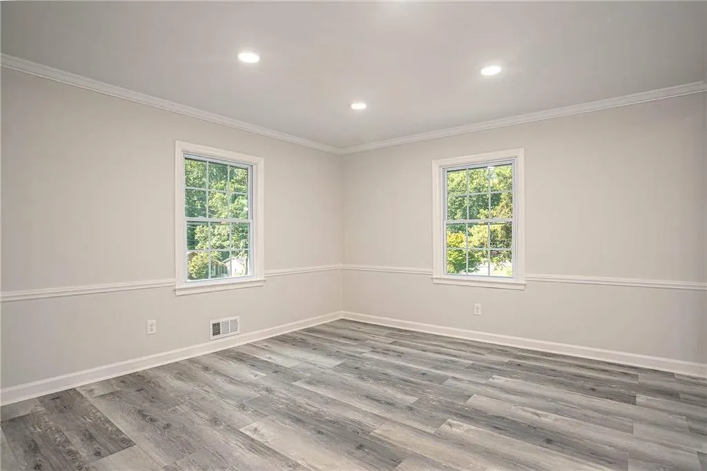 610 Glenforest Road, Atlanta, Georgia 30328, 4 Bedrooms Bedrooms, ,3 BathroomsBathrooms,Residential,For Sale,610 Glenforest Road,7637703