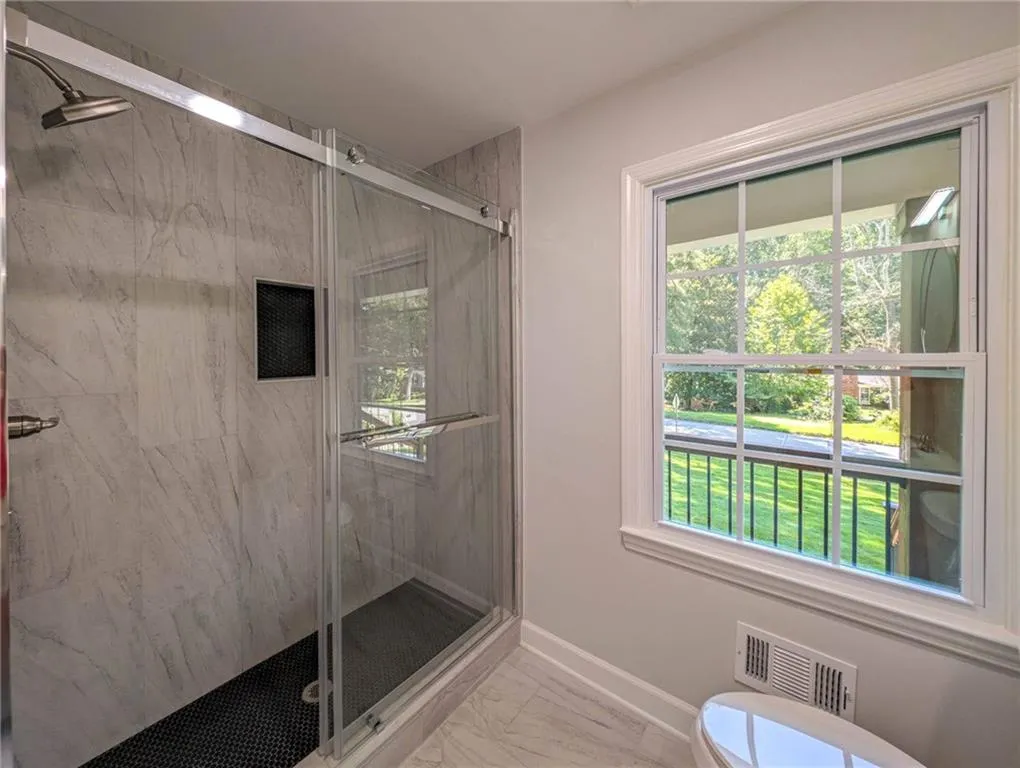 610 Glenforest Road, Atlanta, Georgia 30328, 4 Bedrooms Bedrooms, ,3 BathroomsBathrooms,Residential,For Sale,610 Glenforest Road,7637703