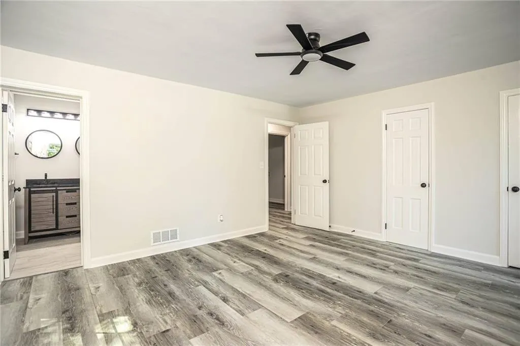 610 Glenforest Road, Atlanta, Georgia 30328, 4 Bedrooms Bedrooms, ,3 BathroomsBathrooms,Residential,For Sale,610 Glenforest Road,7637703