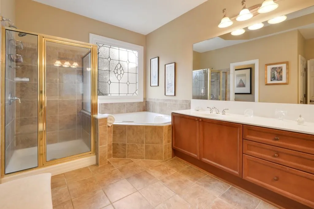 134 Reddington Place, Sandy Springs, Georgia 30328, 4 Bedrooms Bedrooms, ,3 BathroomsBathrooms,Residential,Sold,134 Reddington Place,6705042