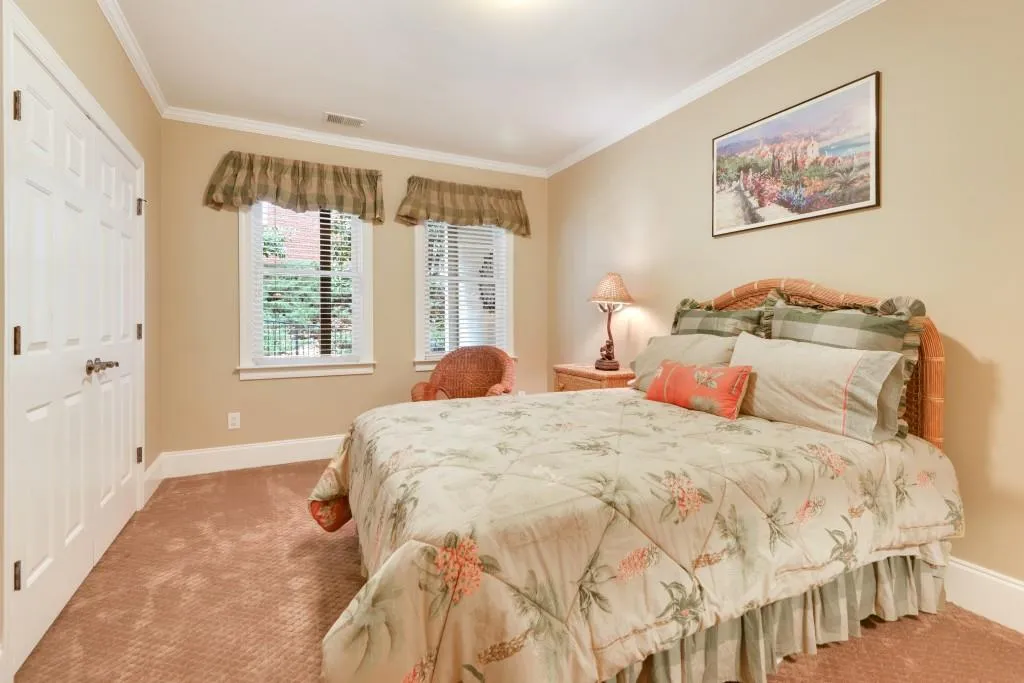 134 Reddington Place, Sandy Springs, Georgia 30328, 4 Bedrooms Bedrooms, ,3 BathroomsBathrooms,Residential,Sold,134 Reddington Place,6705042