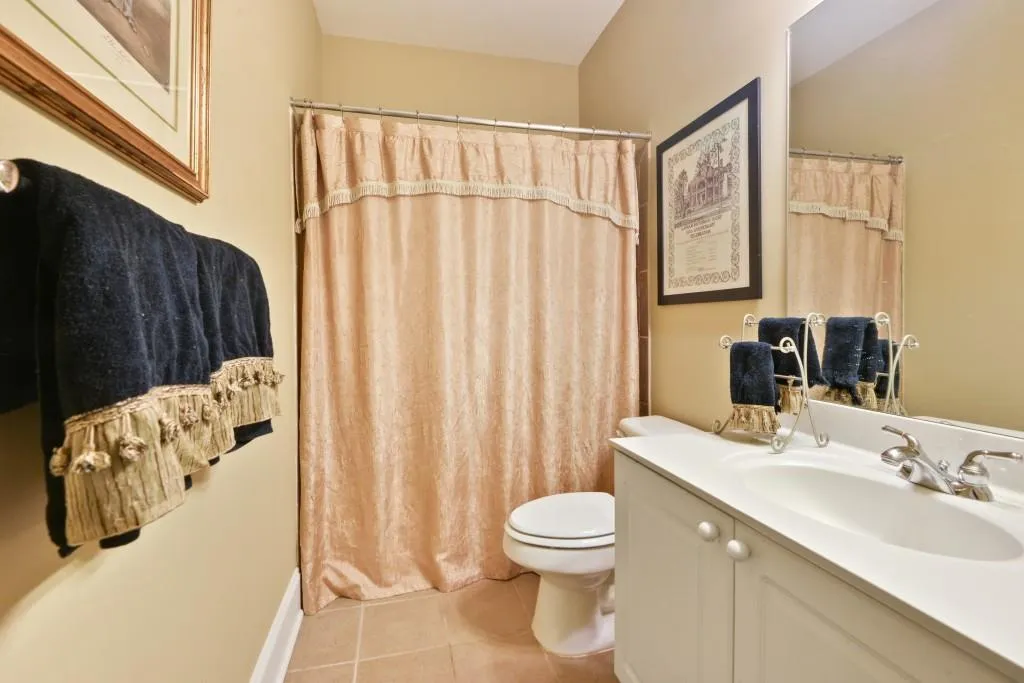 134 Reddington Place, Sandy Springs, Georgia 30328, 4 Bedrooms Bedrooms, ,3 BathroomsBathrooms,Residential,Sold,134 Reddington Place,6705042