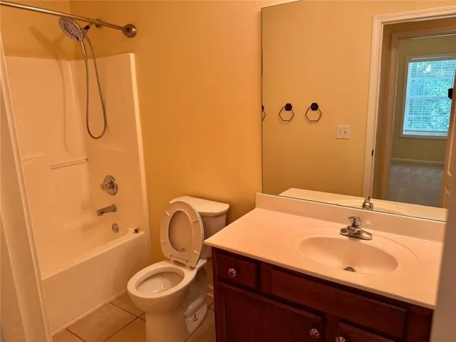1170