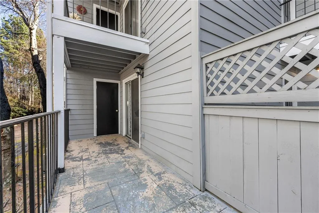 504 Granville Court, Sandy Springs, Georgia 30328, 1 Bedroom Bedrooms, ,1 BathroomBathrooms,Residential,Sold,504 Granville Court,7177697