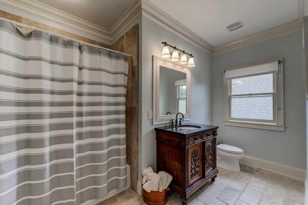 60 W Belle Isle Road Ne, Atlanta, Georgia 30342, 4 Bedrooms Bedrooms, ,4 BathroomsBathrooms,Residential,Sold,60 W Belle Isle Road Ne,6602896