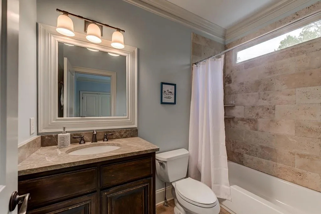 60 W Belle Isle Road Ne, Atlanta, Georgia 30342, 4 Bedrooms Bedrooms, ,4 BathroomsBathrooms,Residential,Sold,60 W Belle Isle Road Ne,6602896