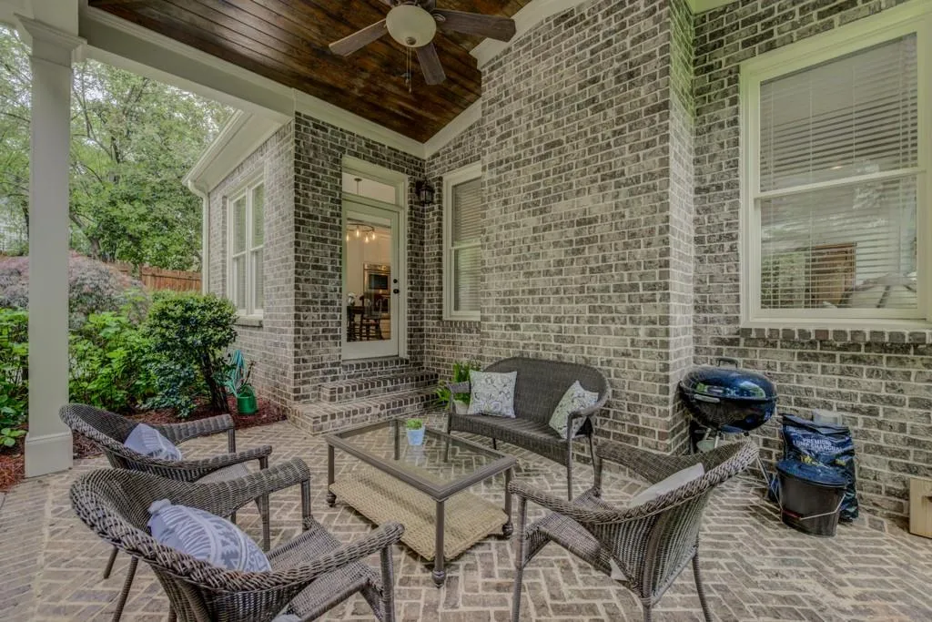 60 W Belle Isle Road Ne, Atlanta, Georgia 30342, 4 Bedrooms Bedrooms, ,4 BathroomsBathrooms,Residential,Sold,60 W Belle Isle Road Ne,6602896