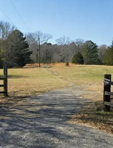 37 Davis Loop, Kingston, Georgia 30145