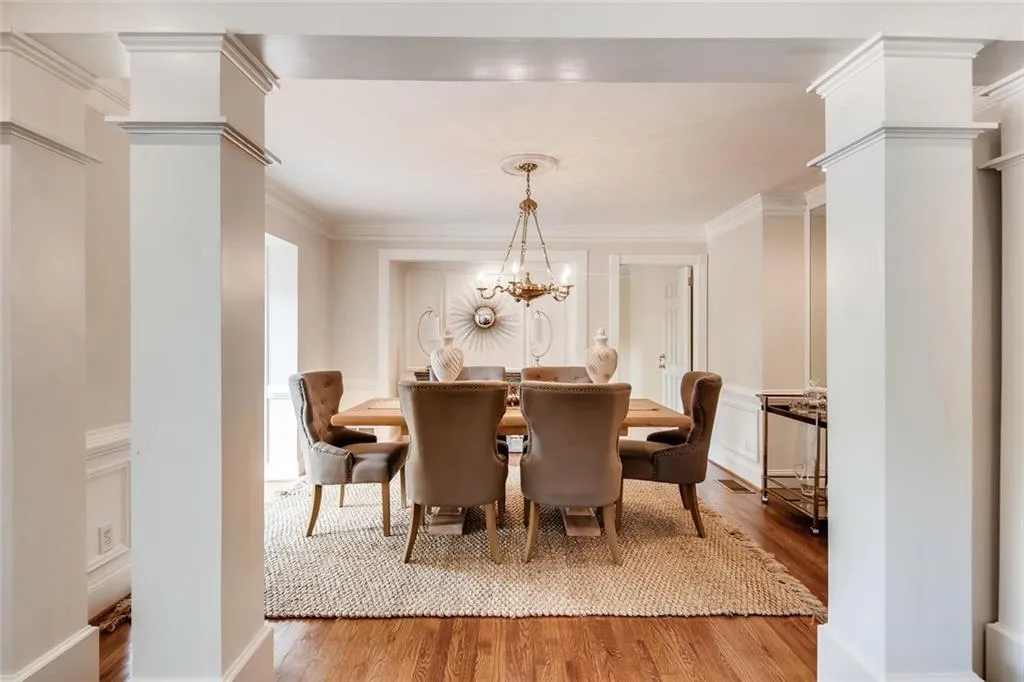 661 Starlight Drive, Atlanta, Georgia 30342, 4 Bedrooms Bedrooms, ,4 BathroomsBathrooms,Residential,Sold,661 Starlight Drive,6605467