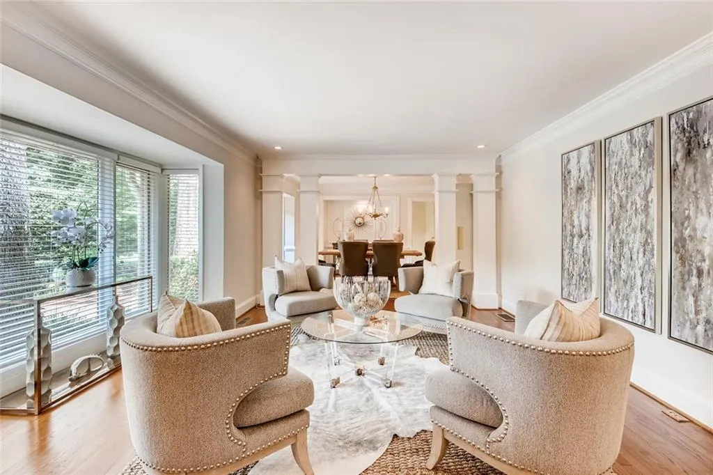 661 Starlight Drive, Atlanta, Georgia 30342, 4 Bedrooms Bedrooms, ,4 BathroomsBathrooms,Residential,Sold,661 Starlight Drive,6605467