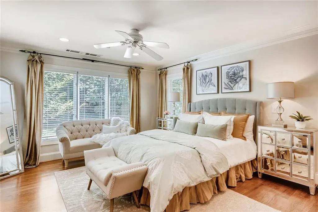 661 Starlight Drive, Atlanta, Georgia 30342, 4 Bedrooms Bedrooms, ,4 BathroomsBathrooms,Residential,Sold,661 Starlight Drive,6605467