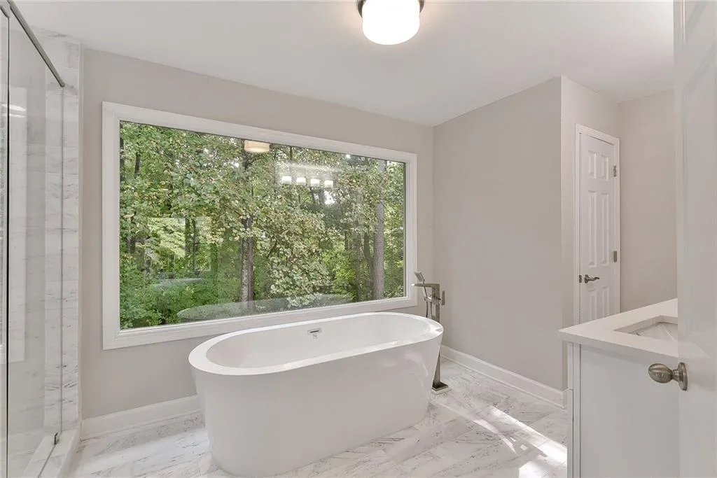 220 Rutland Court, Sandy Springs, Georgia 30350, 7 Bedrooms Bedrooms, ,5 BathroomsBathrooms,Residential,Sold,220 Rutland Court,6070785