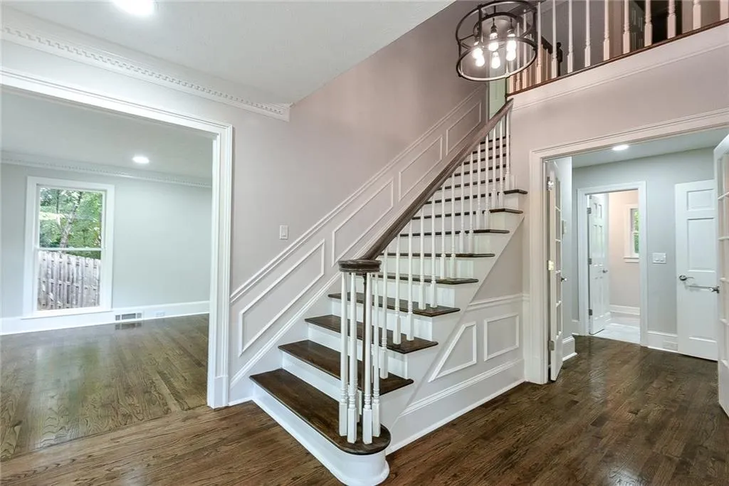220 Rutland Court, Sandy Springs, Georgia 30350, 7 Bedrooms Bedrooms, ,5 BathroomsBathrooms,Residential,Sold,220 Rutland Court,6070785