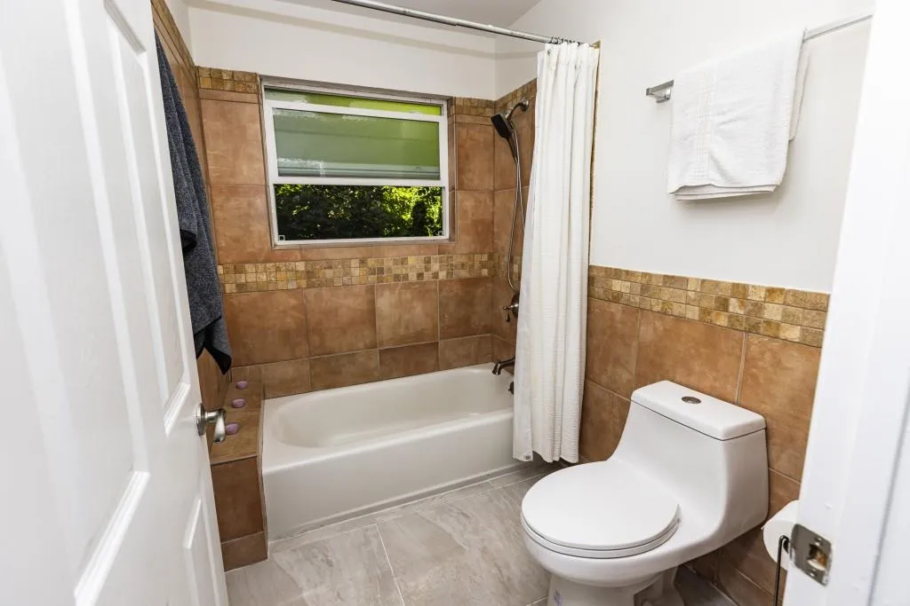 54 Dunwoody Springs Drive Unit 54, Atlanta, Georgia 30328, 2 Bedrooms Bedrooms, ,2 BathroomsBathrooms,Residential,Sold,54 Dunwoody Springs Drive Unit 54,7467527