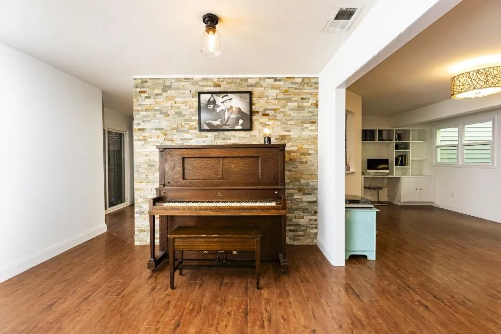 54 Dunwoody Springs Drive Unit 54, Atlanta, Georgia 30328, 2 Bedrooms Bedrooms, ,2 BathroomsBathrooms,Residential,Sold,54 Dunwoody Springs Drive Unit 54,7467527