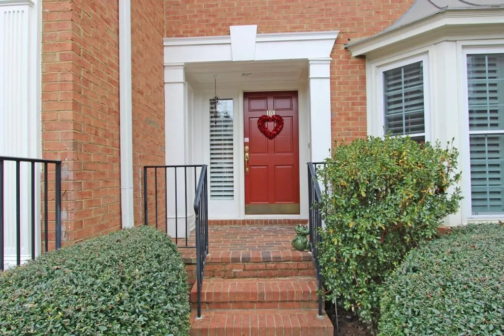 108 Mount Vernon Circle Unit 108, Sandy Springs, Georgia 30338, 2 Bedrooms Bedrooms, ,2 BathroomsBathrooms,Residential,Sold,108 Mount Vernon Circle Unit 108,5645537