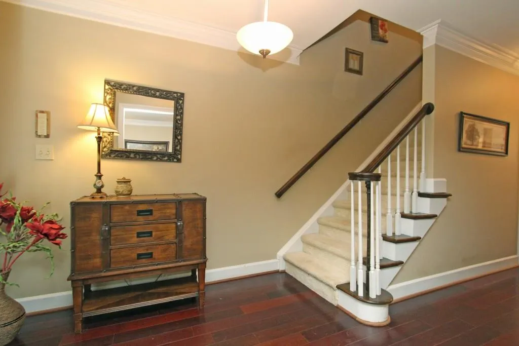 108 Mount Vernon Circle Unit 108, Sandy Springs, Georgia 30338, 2 Bedrooms Bedrooms, ,2 BathroomsBathrooms,Residential,Sold,108 Mount Vernon Circle Unit 108,5645537