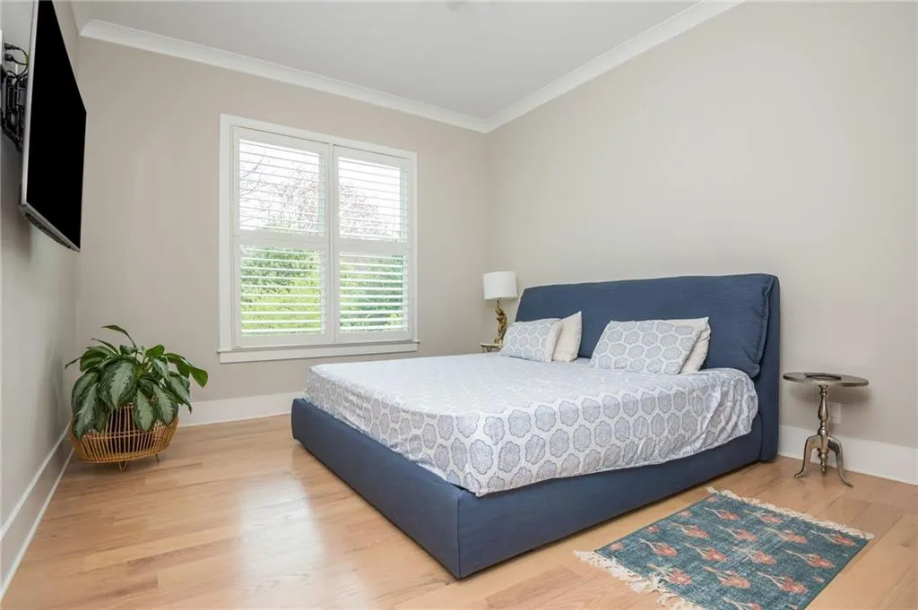 Guest Bedroom on Main