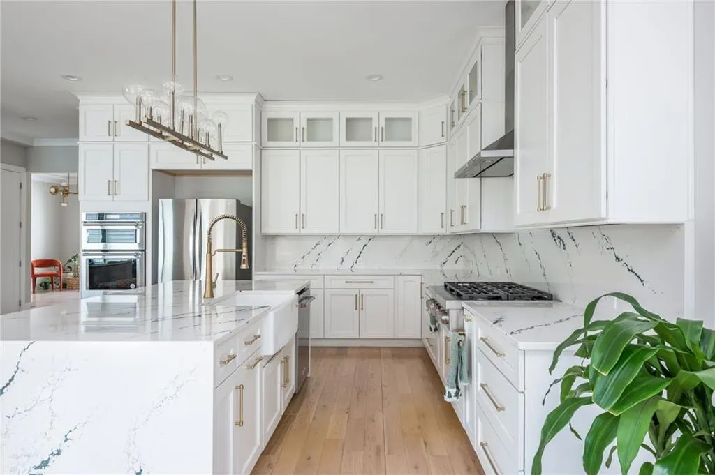 5915 Brookgreen Road, Atlanta, Georgia 30328, 5 Bedrooms Bedrooms, ,5 BathroomsBathrooms,Residential,Sold,5915 Brookgreen Road,7544152