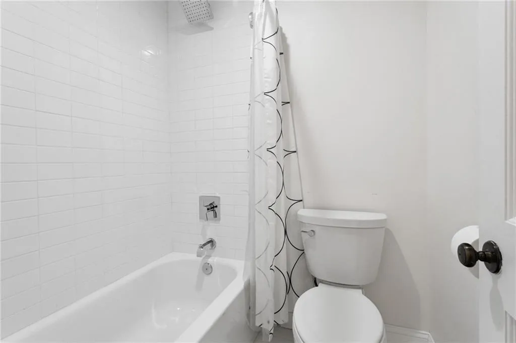 11 Ardmore Square Nw, Atlanta, Georgia 30309, 3 Bedrooms Bedrooms, ,2 BathroomsBathrooms,Residential,For Sale,11 Ardmore Square Nw,7613511