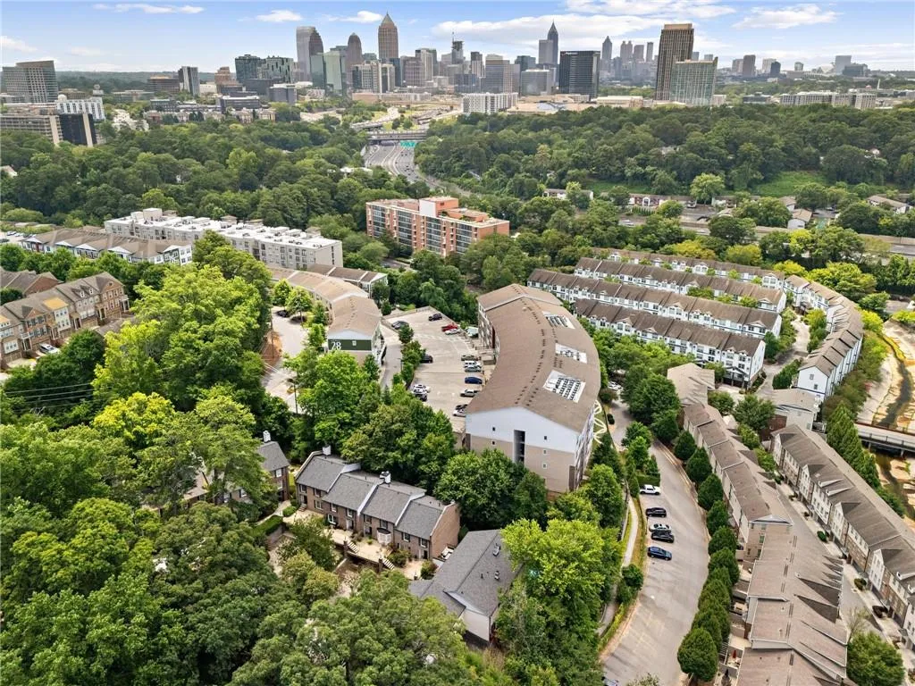 11 Ardmore Square Nw, Atlanta, Georgia 30309, 3 Bedrooms Bedrooms, ,2 BathroomsBathrooms,Residential,For Sale,11 Ardmore Square Nw,7613511