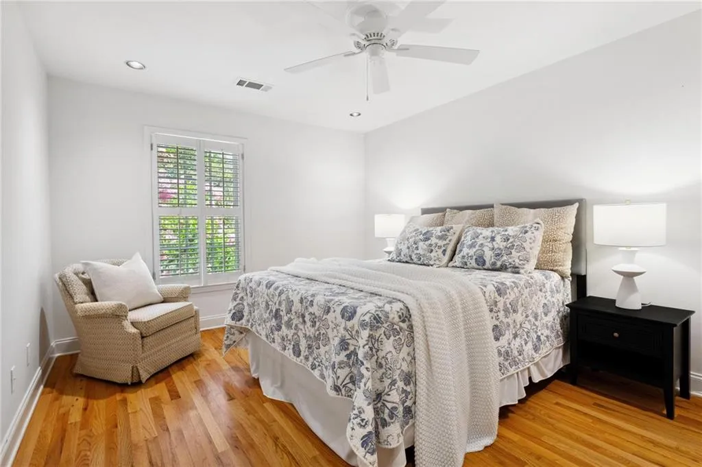 11 Ardmore Square Nw, Atlanta, Georgia 30309, 3 Bedrooms Bedrooms, ,2 BathroomsBathrooms,Residential,For Sale,11 Ardmore Square Nw,7613511