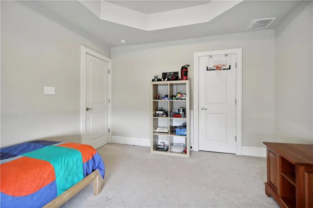 270 Le Gran Bend, Atlanta, Georgia 30328, 3 Bedrooms Bedrooms, ,2 BathroomsBathrooms,Residential,Sold,270 Le Gran Bend,7208450