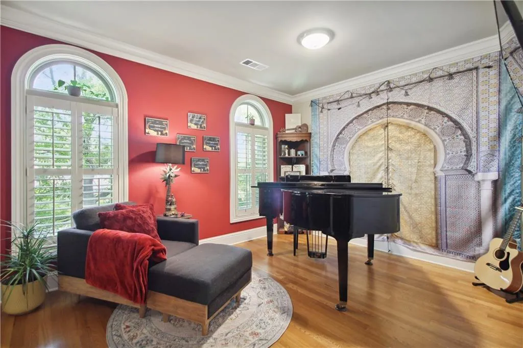 270 Le Gran Bend, Atlanta, Georgia 30328, 3 Bedrooms Bedrooms, ,2 BathroomsBathrooms,Residential,Sold,270 Le Gran Bend,7208450