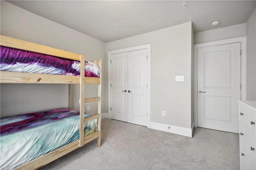 270 Le Gran Bend, Atlanta, Georgia 30328, 3 Bedrooms Bedrooms, ,2 BathroomsBathrooms,Residential,Sold,270 Le Gran Bend,7208450