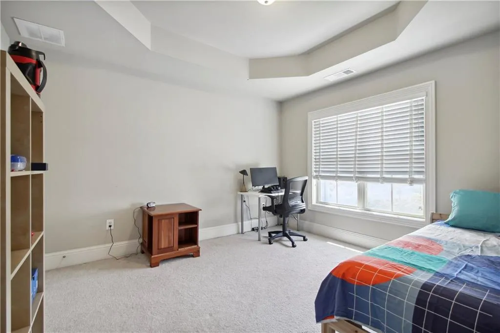 270 Le Gran Bend, Atlanta, Georgia 30328, 3 Bedrooms Bedrooms, ,2 BathroomsBathrooms,Residential,Sold,270 Le Gran Bend,7208450