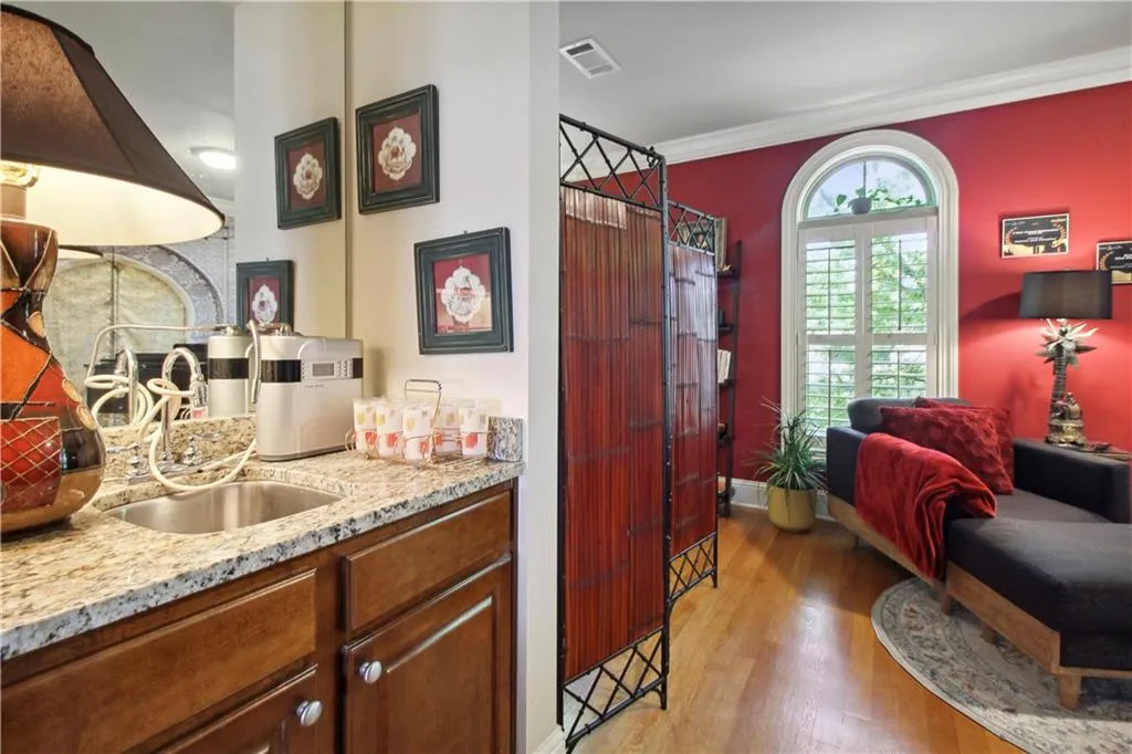 270 Le Gran Bend, Atlanta, Georgia 30328, 3 Bedrooms Bedrooms, ,2 BathroomsBathrooms,Residential,Sold,270 Le Gran Bend,7208450