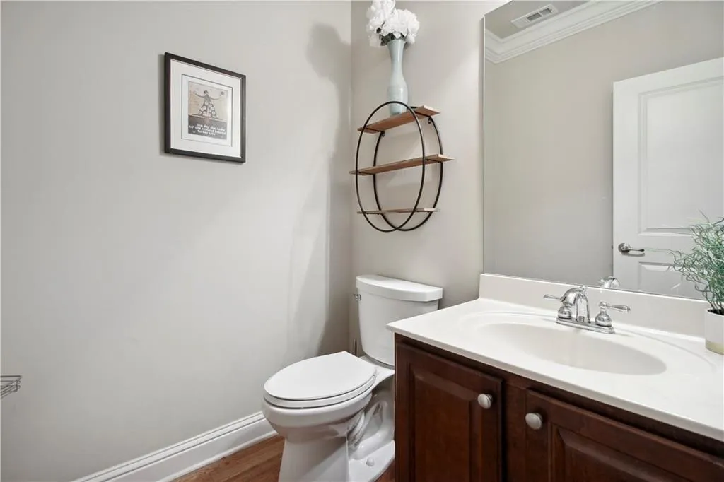 270 Le Gran Bend, Atlanta, Georgia 30328, 3 Bedrooms Bedrooms, ,2 BathroomsBathrooms,Residential,Sold,270 Le Gran Bend,7208450