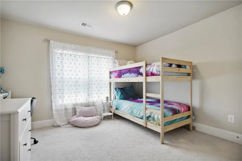 270 Le Gran Bend, Atlanta, Georgia 30328, 3 Bedrooms Bedrooms, ,2 BathroomsBathrooms,Residential,Sold,270 Le Gran Bend,7208450