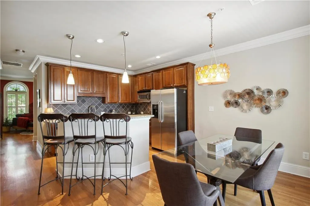 270 Le Gran Bend, Atlanta, Georgia 30328, 3 Bedrooms Bedrooms, ,2 BathroomsBathrooms,Residential,Sold,270 Le Gran Bend,7208450