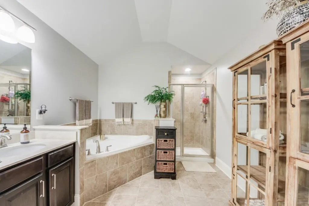 7630 Glisten Avenue, Sandy Springs, Georgia 30328, 3 Bedrooms Bedrooms, ,2 BathroomsBathrooms,Residential,Sold,7630 Glisten Avenue,7028041