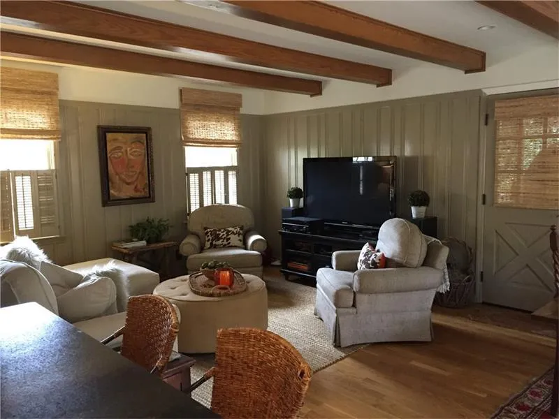 1100 Kingston Drive Ne, Atlanta, Georgia 30342, 4 Bedrooms Bedrooms, ,3 BathroomsBathrooms,Residential,Sold,1100 Kingston Drive Ne,5843101