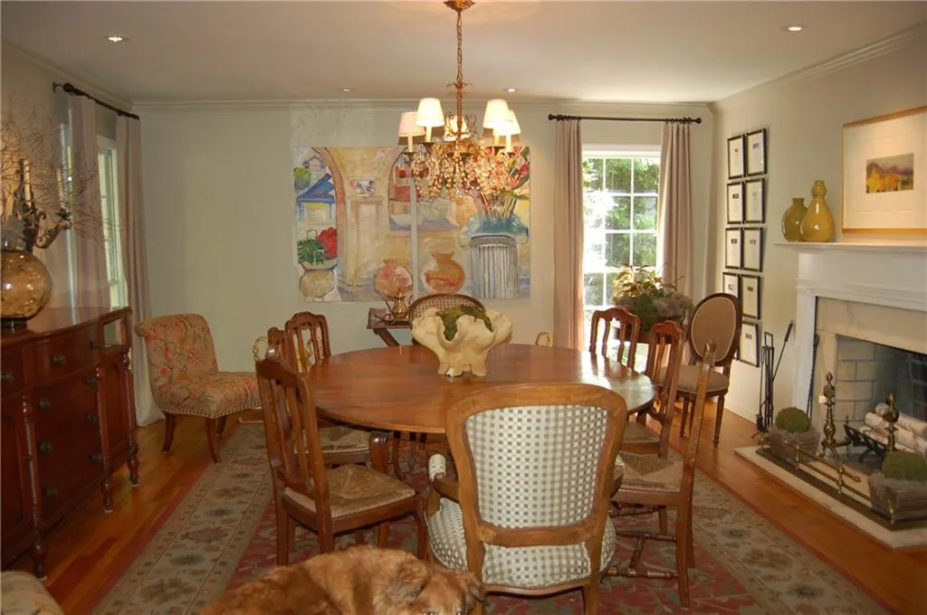 1100 Kingston Drive Ne, Atlanta, Georgia 30342, 4 Bedrooms Bedrooms, ,3 BathroomsBathrooms,Residential,Sold,1100 Kingston Drive Ne,5843101