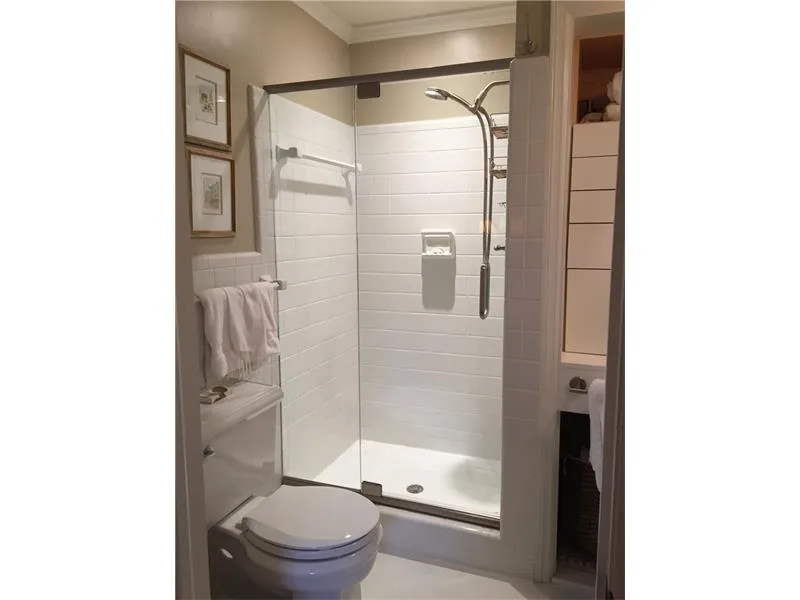 1100 Kingston Drive Ne, Atlanta, Georgia 30342, 4 Bedrooms Bedrooms, ,3 BathroomsBathrooms,Residential,Sold,1100 Kingston Drive Ne,5843101