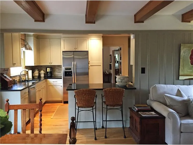 1100 Kingston Drive Ne, Atlanta, Georgia 30342, 4 Bedrooms Bedrooms, ,3 BathroomsBathrooms,Residential,Sold,1100 Kingston Drive Ne,5843101