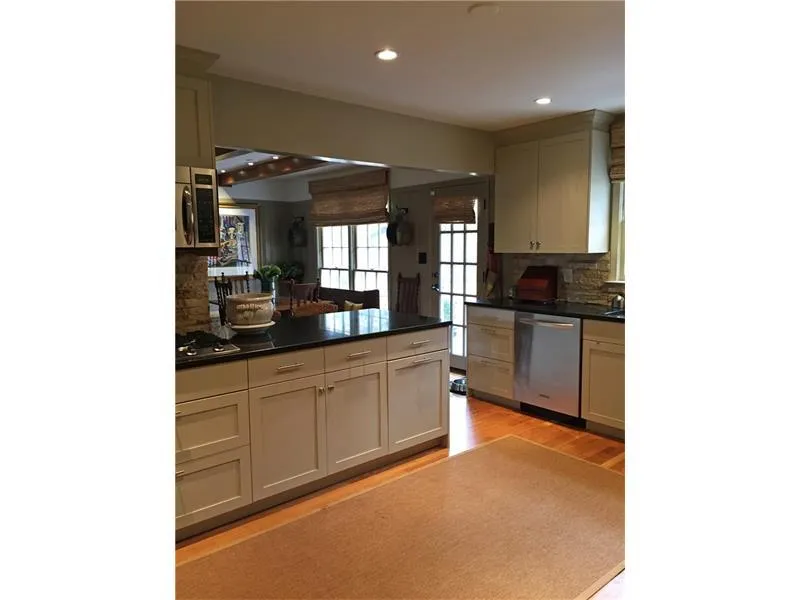 1100 Kingston Drive Ne, Atlanta, Georgia 30342, 4 Bedrooms Bedrooms, ,3 BathroomsBathrooms,Residential,Sold,1100 Kingston Drive Ne,5843101