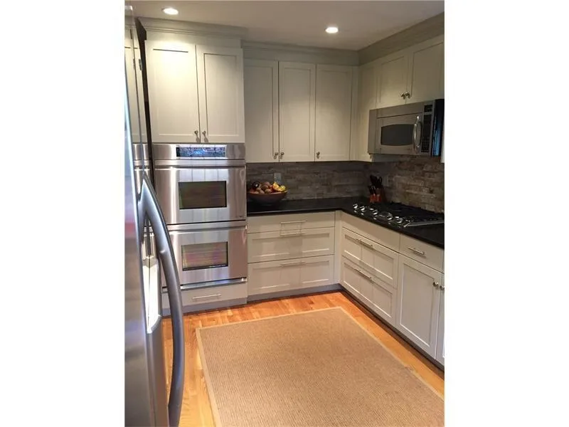 1100 Kingston Drive Ne, Atlanta, Georgia 30342, 4 Bedrooms Bedrooms, ,3 BathroomsBathrooms,Residential,Sold,1100 Kingston Drive Ne,5843101