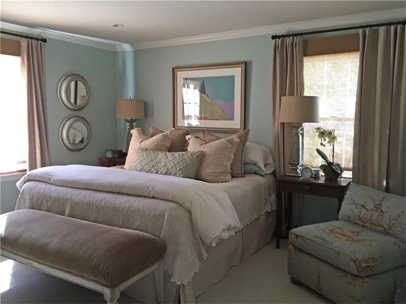 1100 Kingston Drive Ne, Atlanta, Georgia 30342, 4 Bedrooms Bedrooms, ,3 BathroomsBathrooms,Residential,Sold,1100 Kingston Drive Ne,5843101