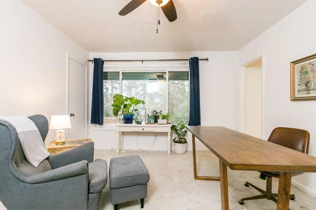 80 Goldrush Circle, Atlanta, Georgia 30328, 2 Bedrooms Bedrooms, ,2 BathroomsBathrooms,Residential,Sold,80 Goldrush Circle,6825367