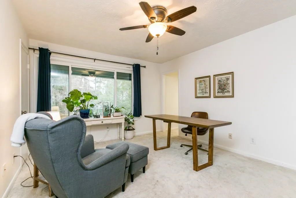 80 Goldrush Circle, Atlanta, Georgia 30328, 2 Bedrooms Bedrooms, ,2 BathroomsBathrooms,Residential,Sold,80 Goldrush Circle,6825367