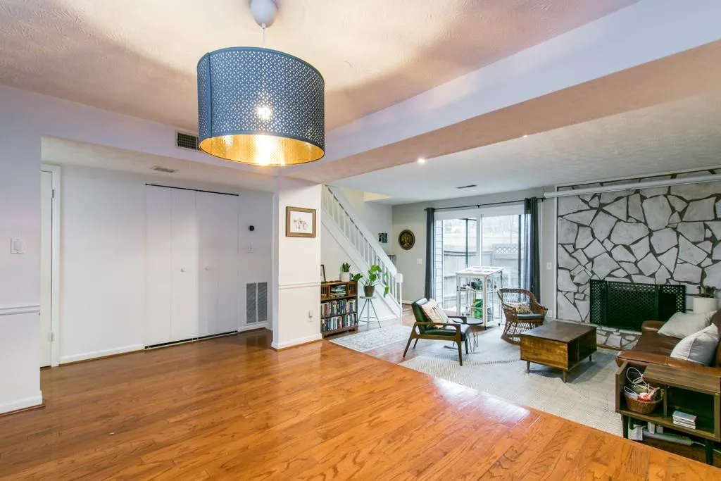 80 Goldrush Circle, Atlanta, Georgia 30328, 2 Bedrooms Bedrooms, ,2 BathroomsBathrooms,Residential,Sold,80 Goldrush Circle,6825367