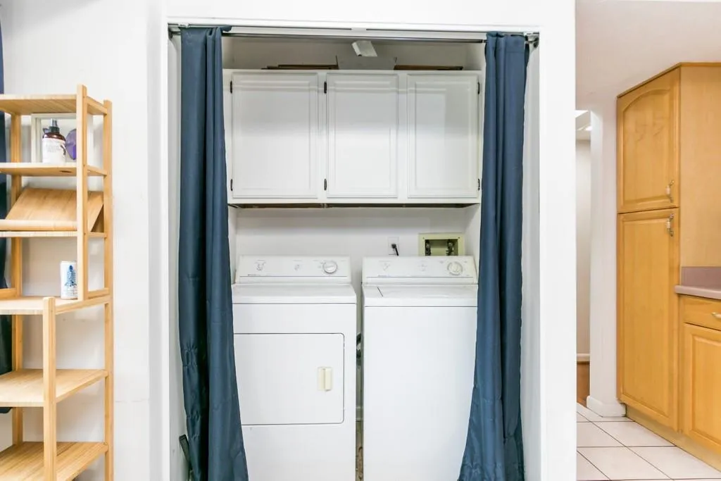 80 Goldrush Circle, Atlanta, Georgia 30328, 2 Bedrooms Bedrooms, ,2 BathroomsBathrooms,Residential,Sold,80 Goldrush Circle,6825367