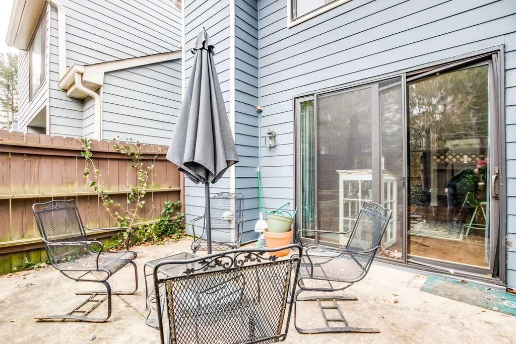 80 Goldrush Circle, Atlanta, Georgia 30328, 2 Bedrooms Bedrooms, ,2 BathroomsBathrooms,Residential,Sold,80 Goldrush Circle,6825367