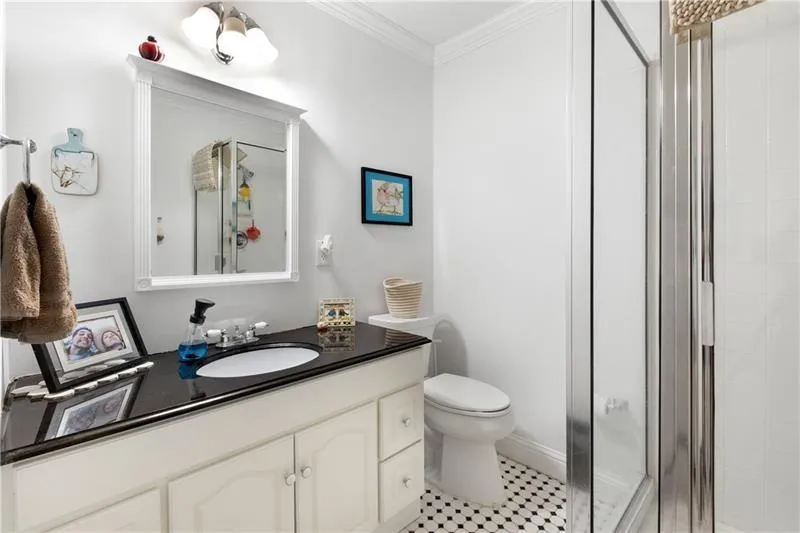 6520 Roswell Road Unit 22, Sandy Springs, Georgia 30328, 2 Bedrooms Bedrooms, ,2 BathroomsBathrooms,Residential,Sold,6520 Roswell Road Unit 22,7148197