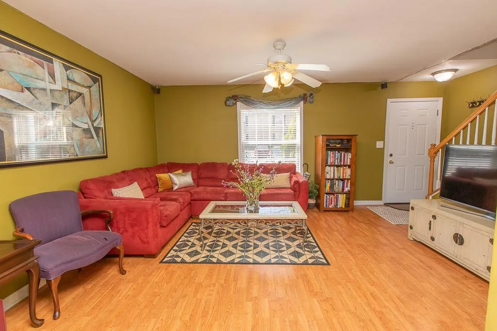 1206 Brighton Point, Sandy Springs, Georgia 30328, 2 Bedrooms Bedrooms, ,2 BathroomsBathrooms,Residential,Sold,1206 Brighton Point,6714202